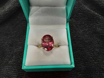 Women's Ring - Yellow Gold 14k (.585) 3.4 grams Size 8