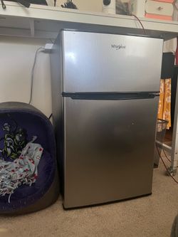 Whirlpool Mini Fridge with Freezer