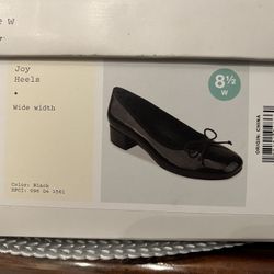 Black low heels, New, Size 81/2 Wide (fits Size 9)