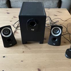 Logitech Z313 2.1 Channel Multimedia Speaker System with Volume Control Remote