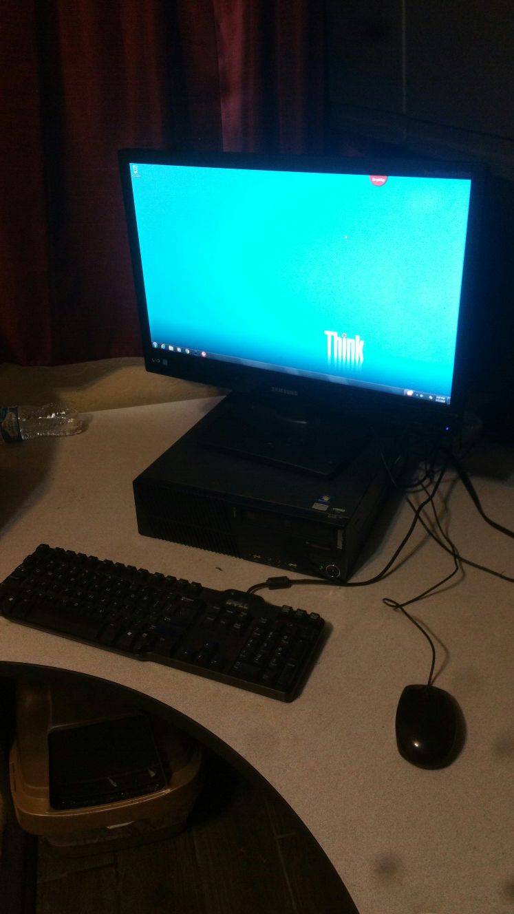 Lenovo Desktop Computer