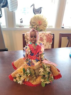 Vintage Bermuda Souvenir Doll With Straw Skirt/Headpiece