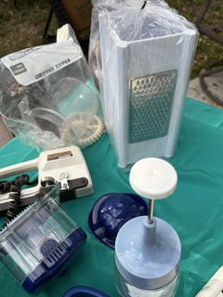 HUGE Kitchen Lot: Borner & Genius Mandoline Slicers, Graters, Choppers (Bulk Deal!)