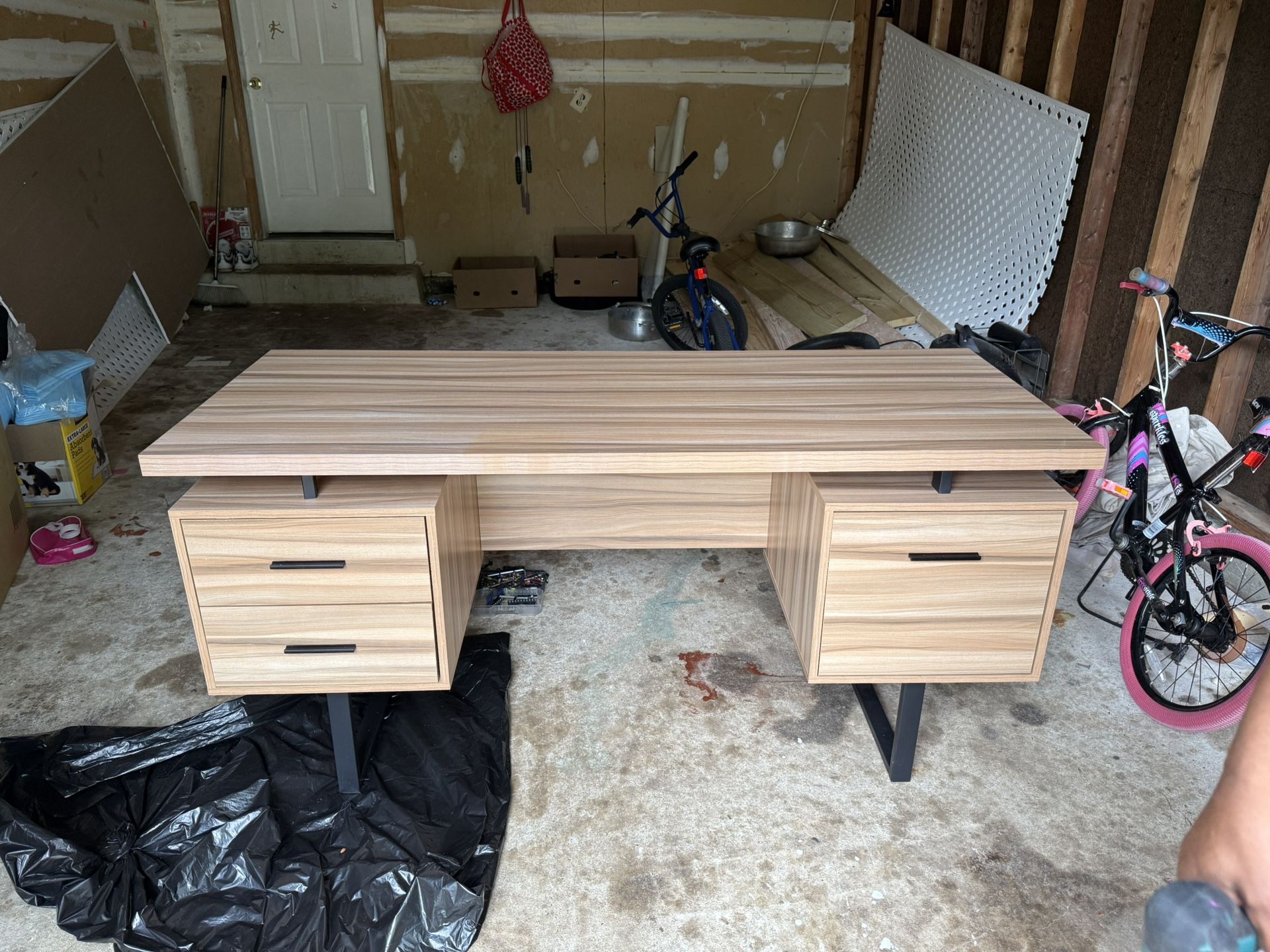Office Desk
