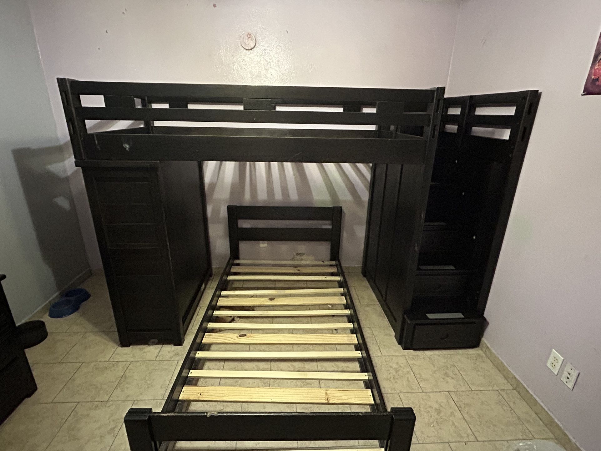 Bunk Bed With Storage