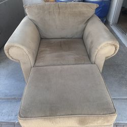  Chair and Ottoman