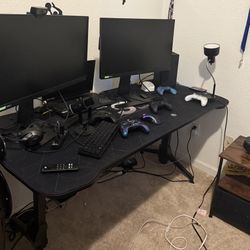 Gaming table