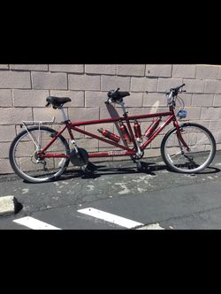 Specialized tandem bicycle