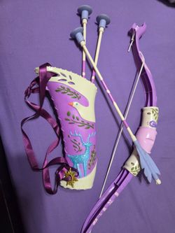 Rapunzel bow and arrow