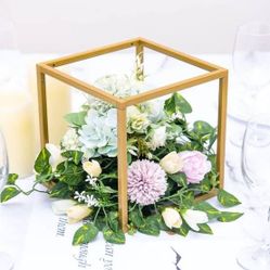 Center Pieces Cubes 