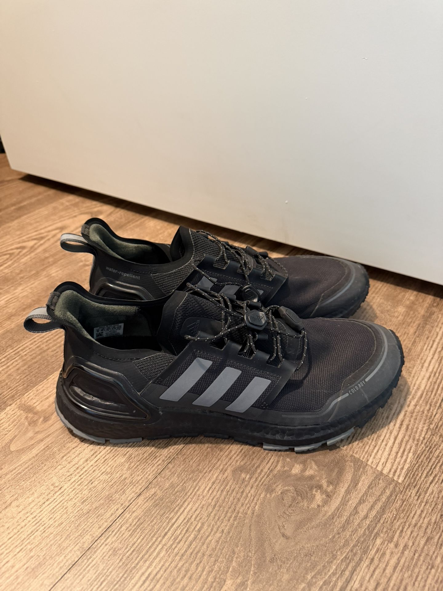 Adidas Ultraboost (Water Repellent)