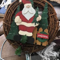 SANTA GRAPEVINE WREATH 