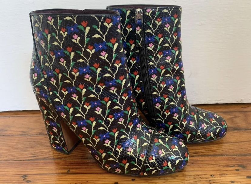 Marc Jacobs Cora Snake Floral Ankle Boots  size 9.5/40