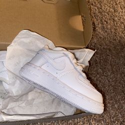 Baby Air Force 1s (4c)