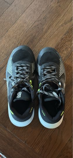 Nike Kyrie Flytrap 5: Barely Used