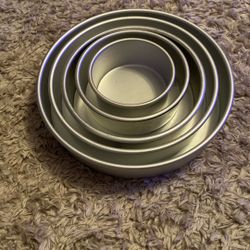 Wilton 5 Wedding Cake Round Pans