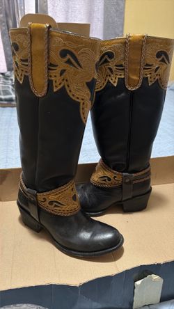 Black Stone Boots