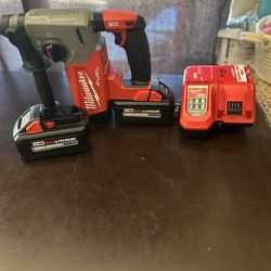 Milwaukee Brushless Rotary Hammer Kit 