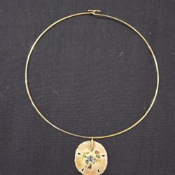 Beautiful! Goldtone Collar Necklace Witg Sand Dollar Pendant Hand Painted...