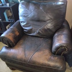 Leather Chair W/Foot rest/Ottoman.  Chair: 3'2" T,  3'4" W, 3'0" D.