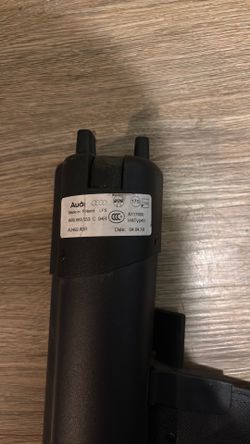 Audi A4 Avant B9 compartment cover