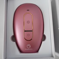 RoseSkinCo Lumi IPL Hair Removal Device.