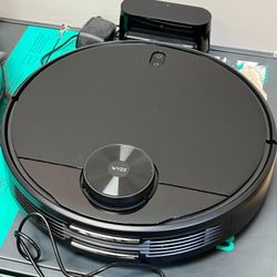 Wyze Wi-Fi Connected Robotic Vacuum with LiDAR Room Mapping, Ideal for Pet Hair, Hard Floors and Carpets