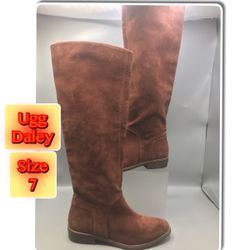Ugg Australia Women’s Daley Casual Tall suede Boots Size 7