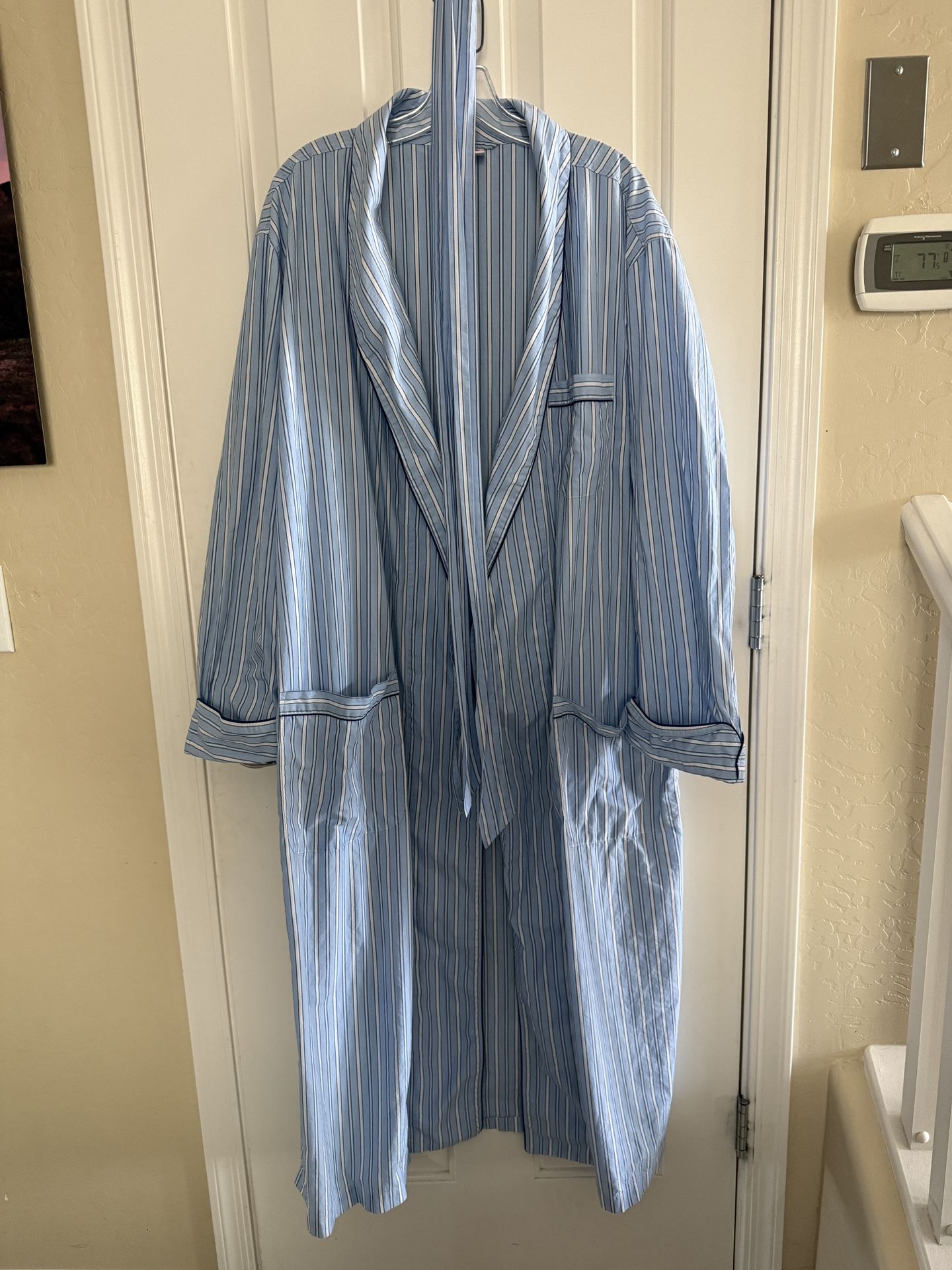 Brooks Brothers XL Robe 