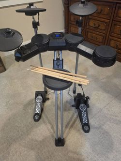 Simmons Electronic Drum Kit with Sticks