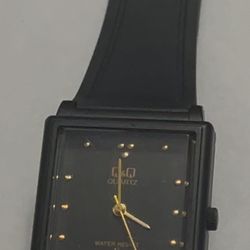 Q&Q Quartz Water Resist 