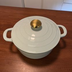 New Sur La Table Dutch Oven