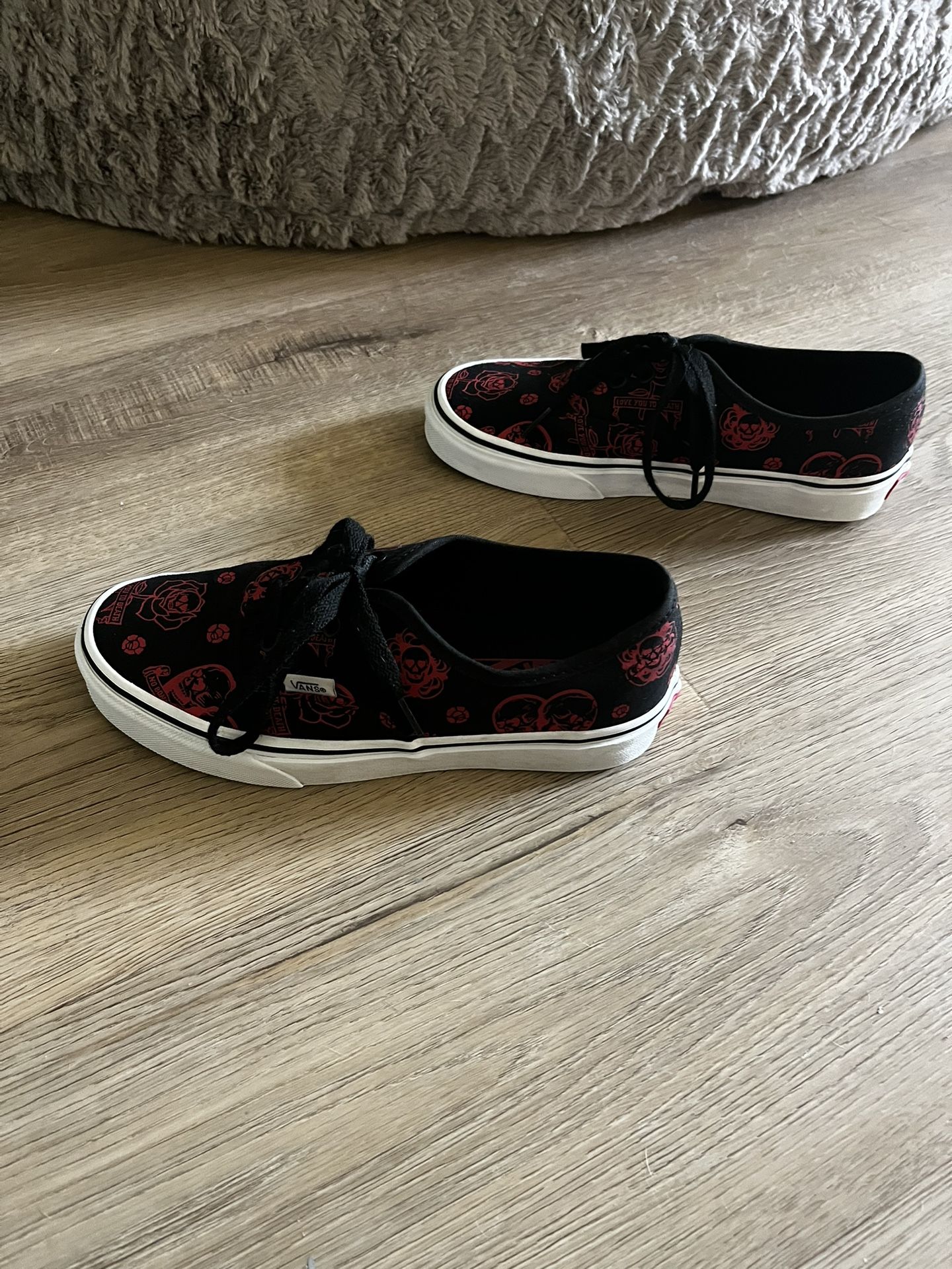 VANS- Skull/Roses