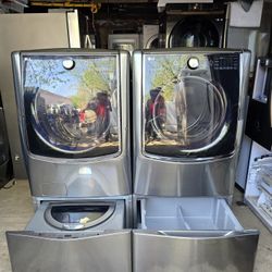 LG SIGNATURE TwinWash 1-cu ft 29-in  Stainless Steel WE  Pedestal Washer

Set Electric 