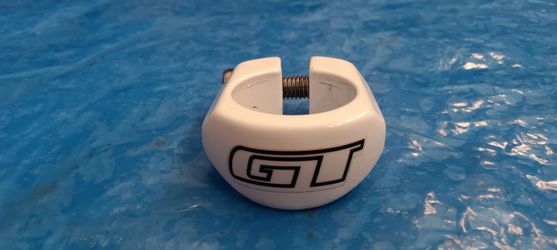 GT performer seat clamp