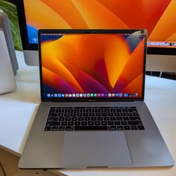 15" A1707 MacBook Pro w/ Touchbar 2.9Ghz i7 16Gb Ram 512Gb SSD