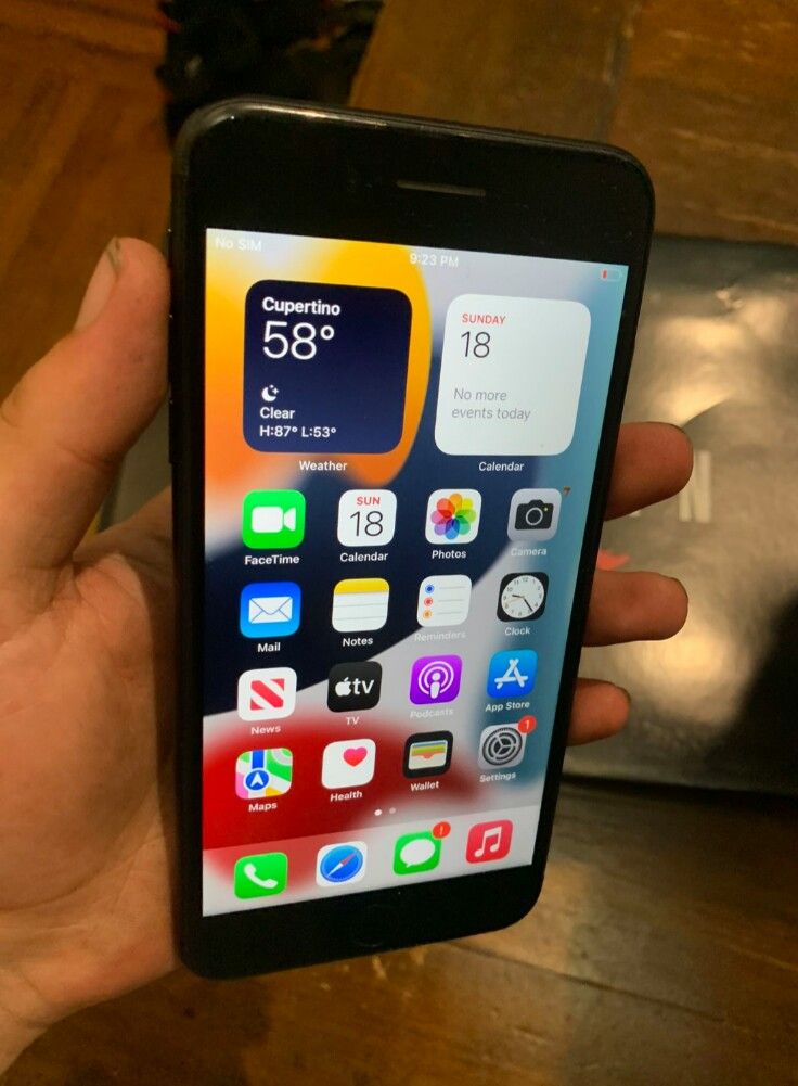 Apple Iphone 7 Plus 32gb. WORKS Any Sim Or Network Any Country. Ignore: ,Samsung, Google Pixel, iphone, Xiaomi, Sony, apple, oppo, Otolus, Microsoft