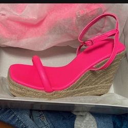 New Size 6 Wedges See My Page 