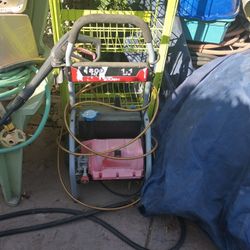 Pressure Washer 1800 Psi $95