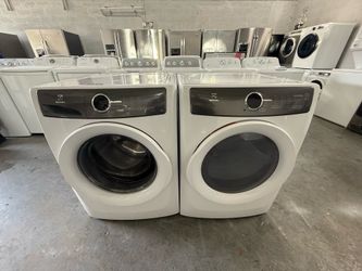 Electrolux washer and dryer set “27 ( Lavadora y secadora  )
