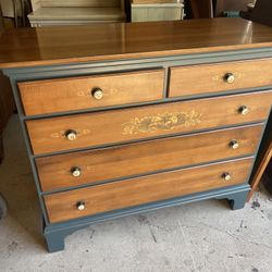 Stunning Solid five Drawer dresser