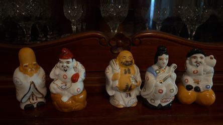 Asian collectibles and coins