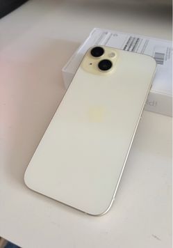 iPhone 15 - Pastel Yellow