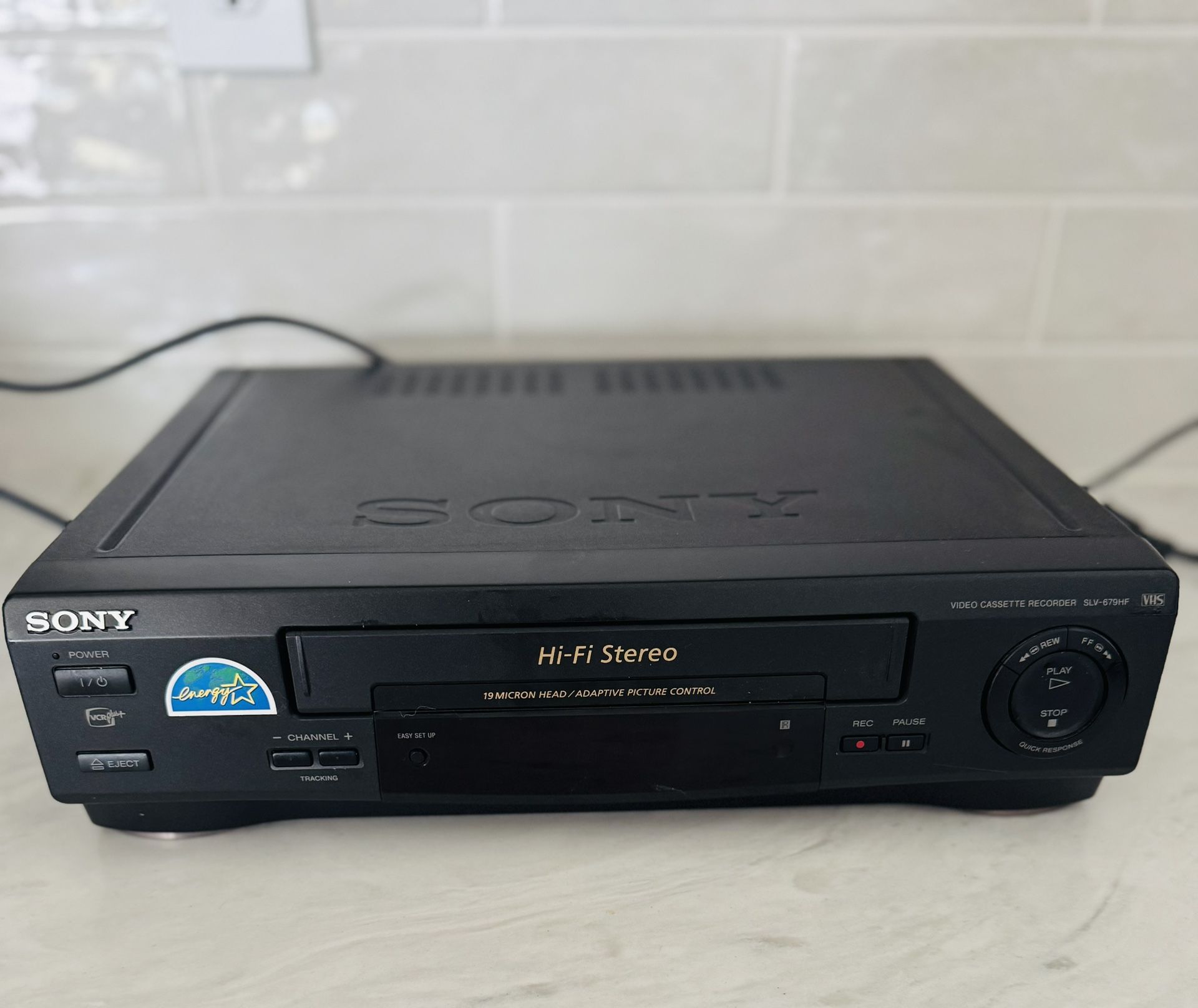 Sony SLV-679HF VHS VCR