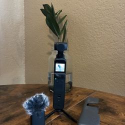 DJI Osmo Pocket 2