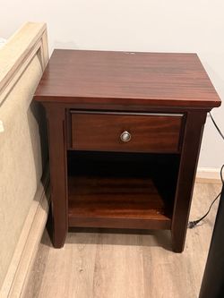Night stand