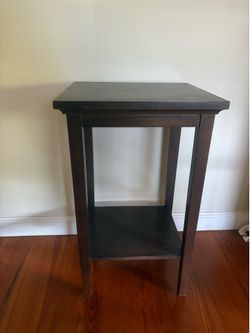 Corner Stand