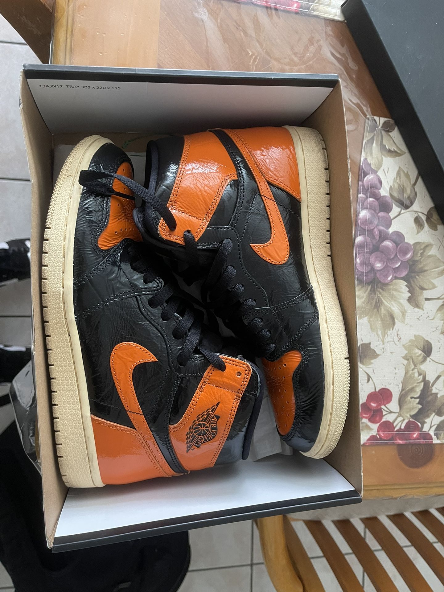 Jordan 1 Shatter Back Board