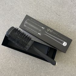 GHD Size 4 Hair Brush