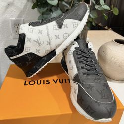 New LV Men’s Shoes. Size 10, 10.5, And Size 11